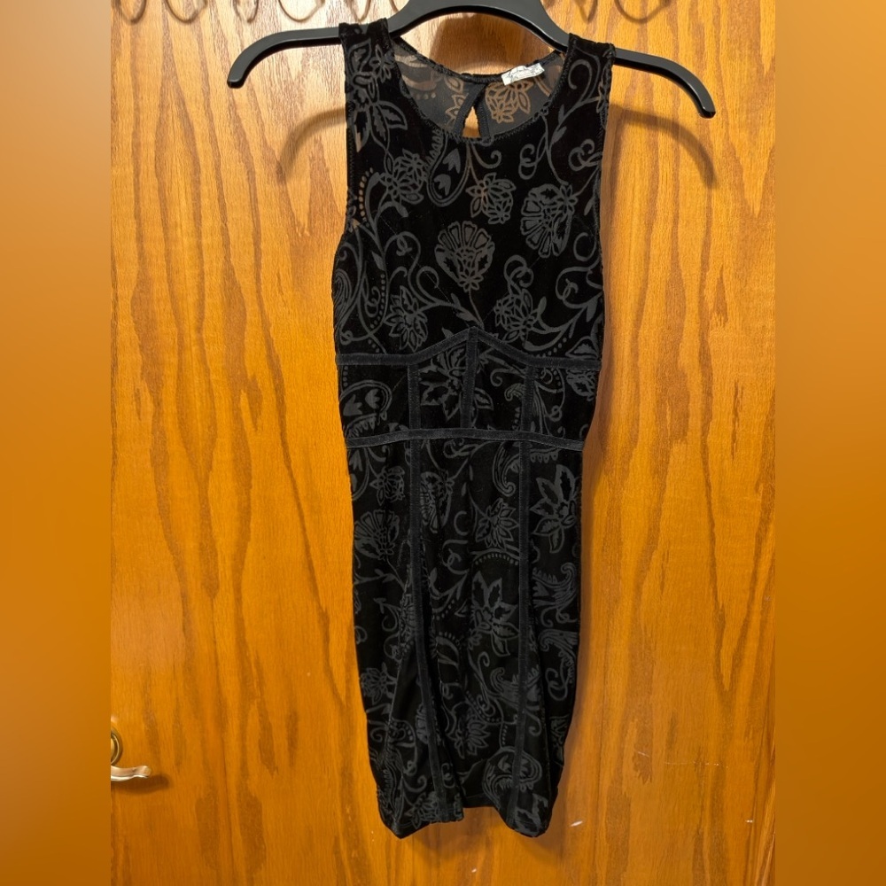 Free People Black Velvet Bodycon Burnout Dress Size XS in EUC - Picture 5 of 15